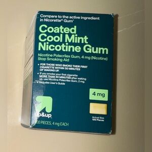 Up & Up Coated Cool Mint Cessation 100 count ~ New in Box from Target